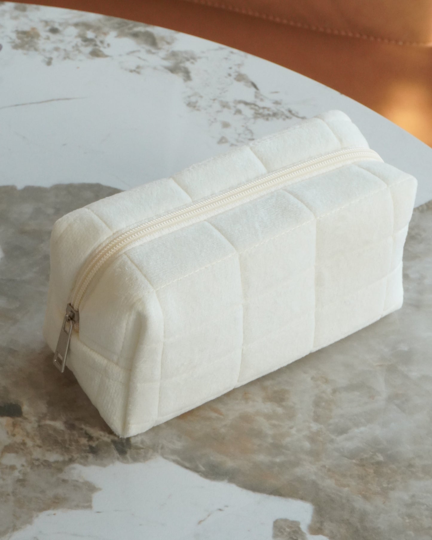 Almond Velvet Case | Kosmetiktaske