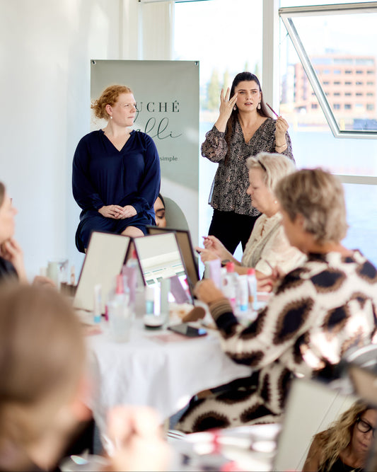 Sallis BEAUTYCLASS | Hverdagsmakeup + Holiday Glam | Spar 499 kr